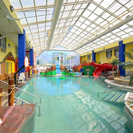 Comfort Inn Splash Harbor Bellville Exterior foto